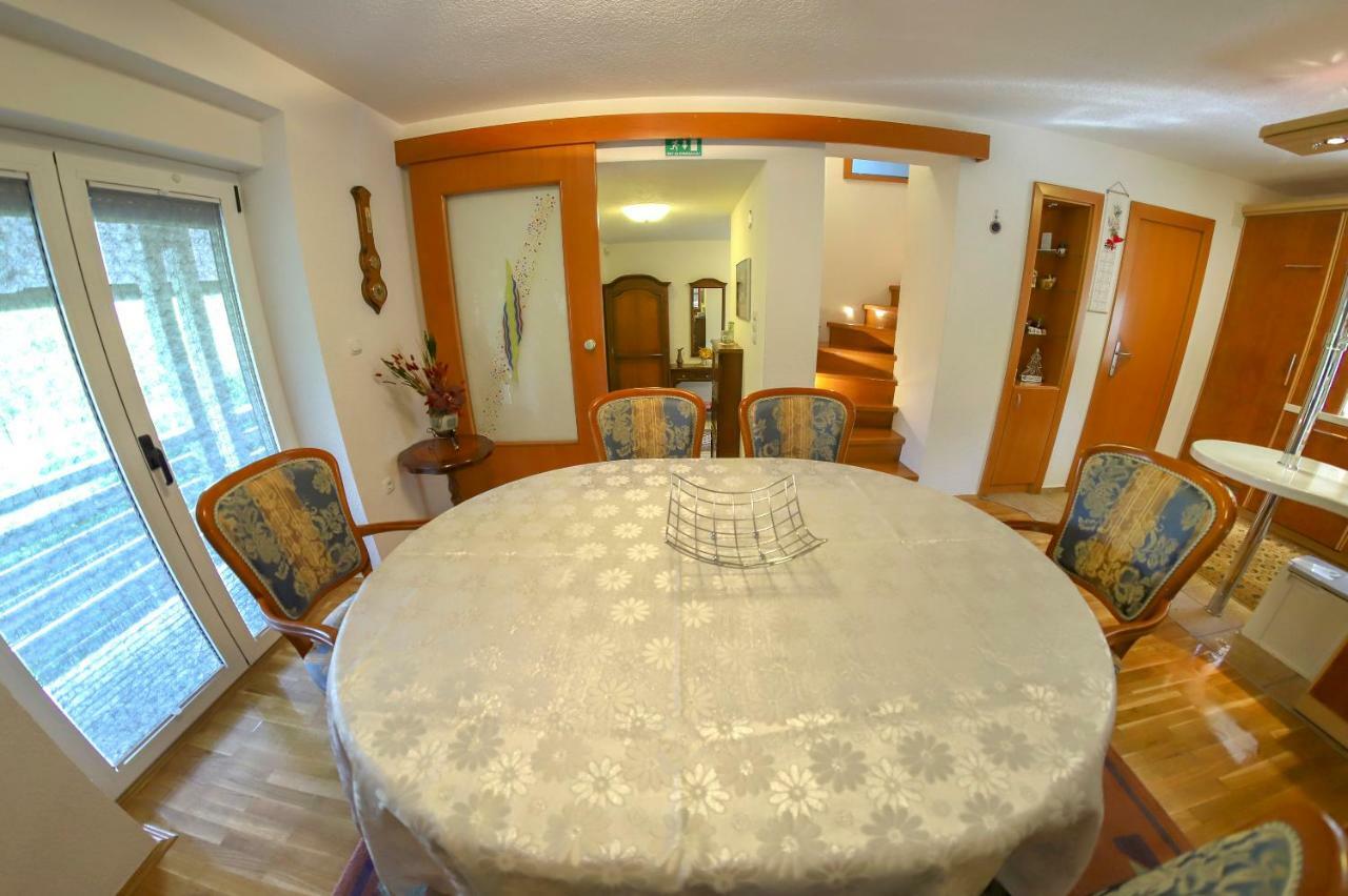 Holiday Home Villa Sara Bihać Εξωτερικό φωτογραφία